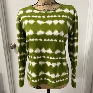 Jones New York Signature large blouse, green and white, long sleeve.